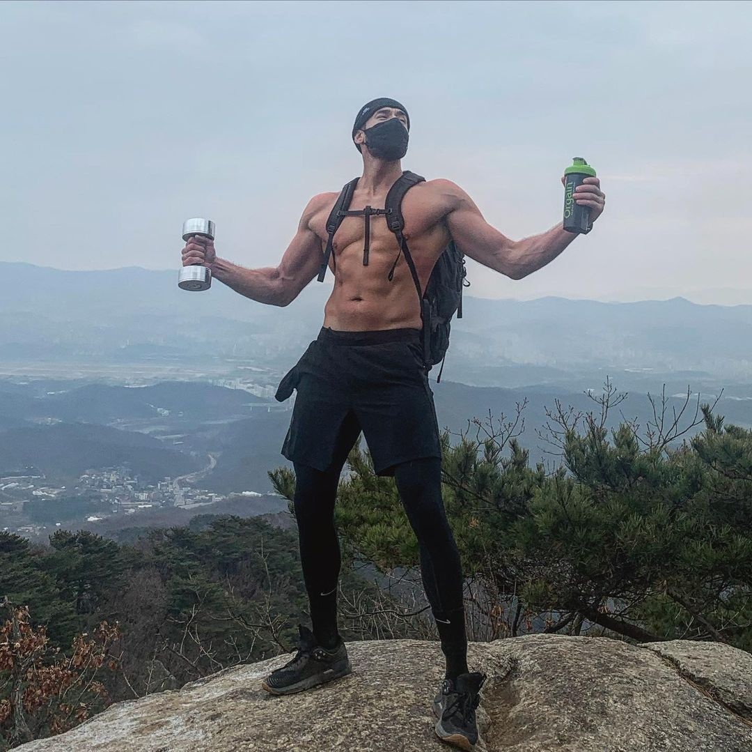 Julien Kang uống nước để giảm cân ảnh 2 Julien Kang uong nuoc de giam can anh 2