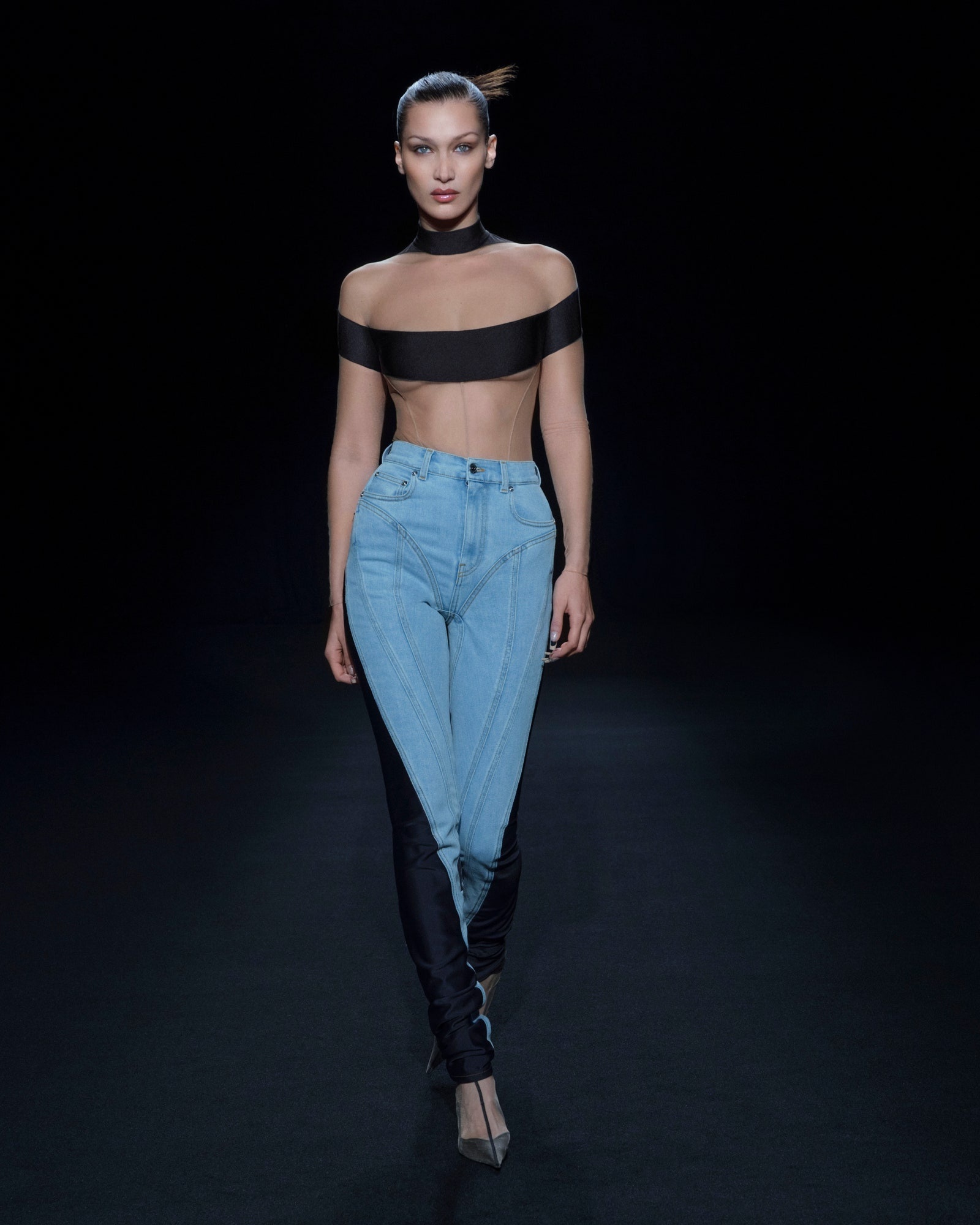 quần jeans cắt xẻ lạ mắt ảnh 2 quan jeans cat xe la mat anh 2
