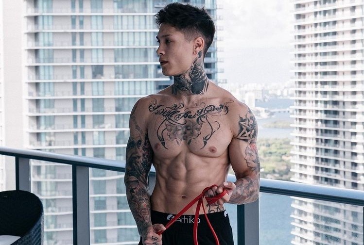 Bai tap giup vai cua nam gioi them san chac hinh anh