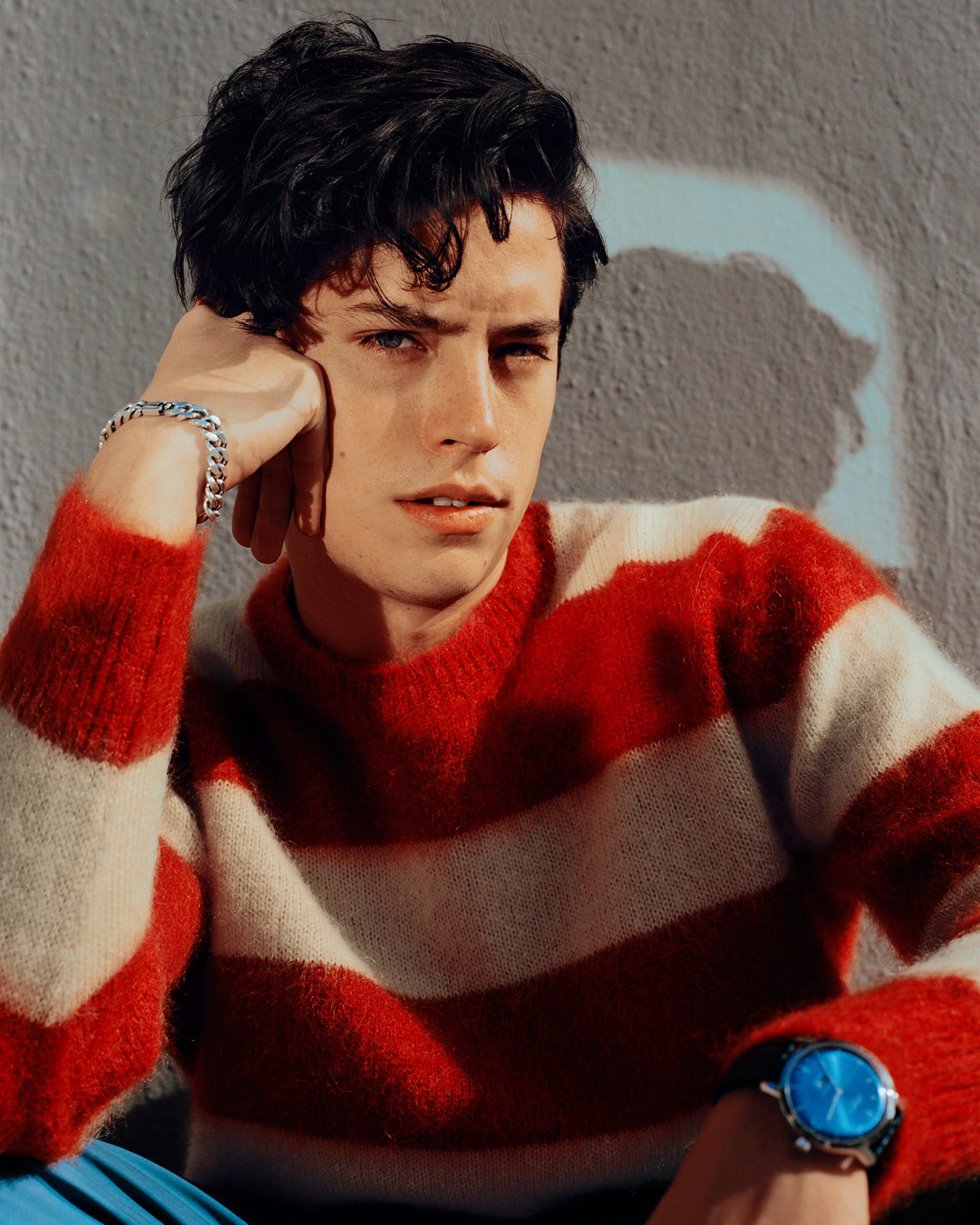 cách Cole Sprouse giữ dáng ảnh 4 cach Cole Sprouse giu dang anh 4