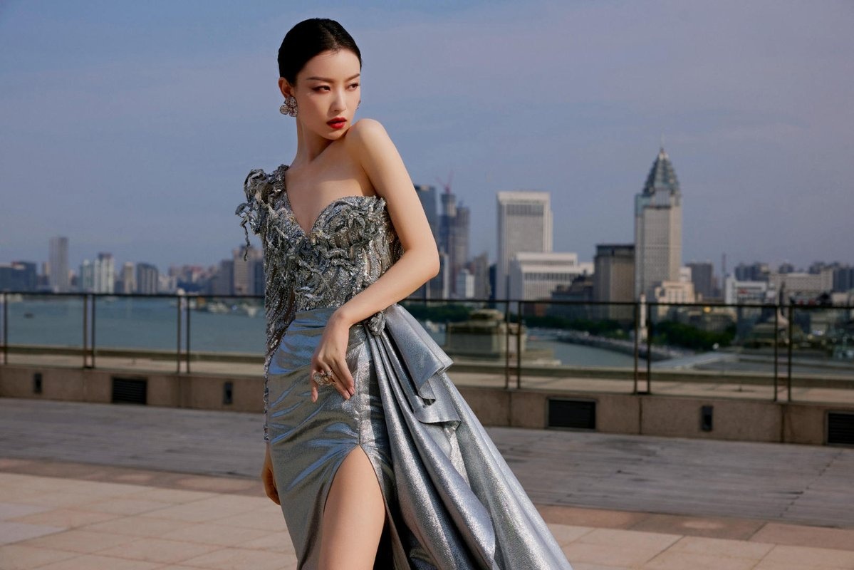 Nghe Ni mac goi cam anh 3