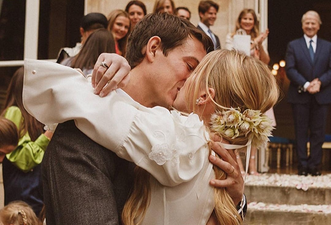 Thieu gia 29 tuoi cua de che LVMH ket hon hinh anh