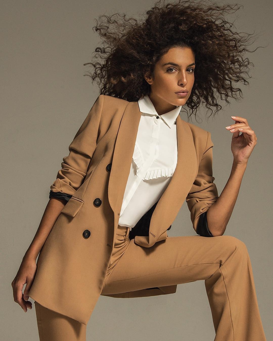 trở thành người mẫu sau khi hẹn hò cầu thủ ảnh 9 tro thanh nguoi mau sau khi hen ho cau thu anh 9