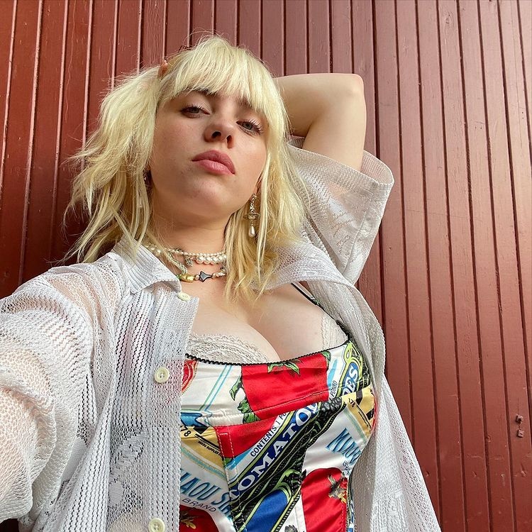 Billie Eilish theo đuổi gu ăn mặc gợi cảm ảnh 1 Billie Eilish theo duoi gu an mac goi cam anh 1