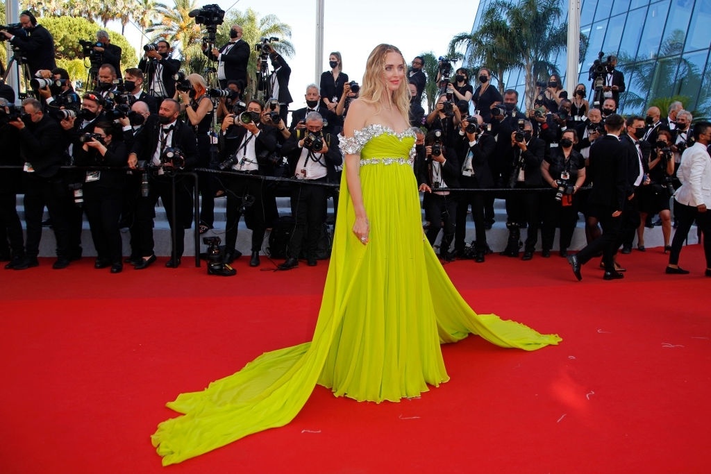 Tham hoa thoi trang tai Lien hoa phim Cannes 2021 anh 7