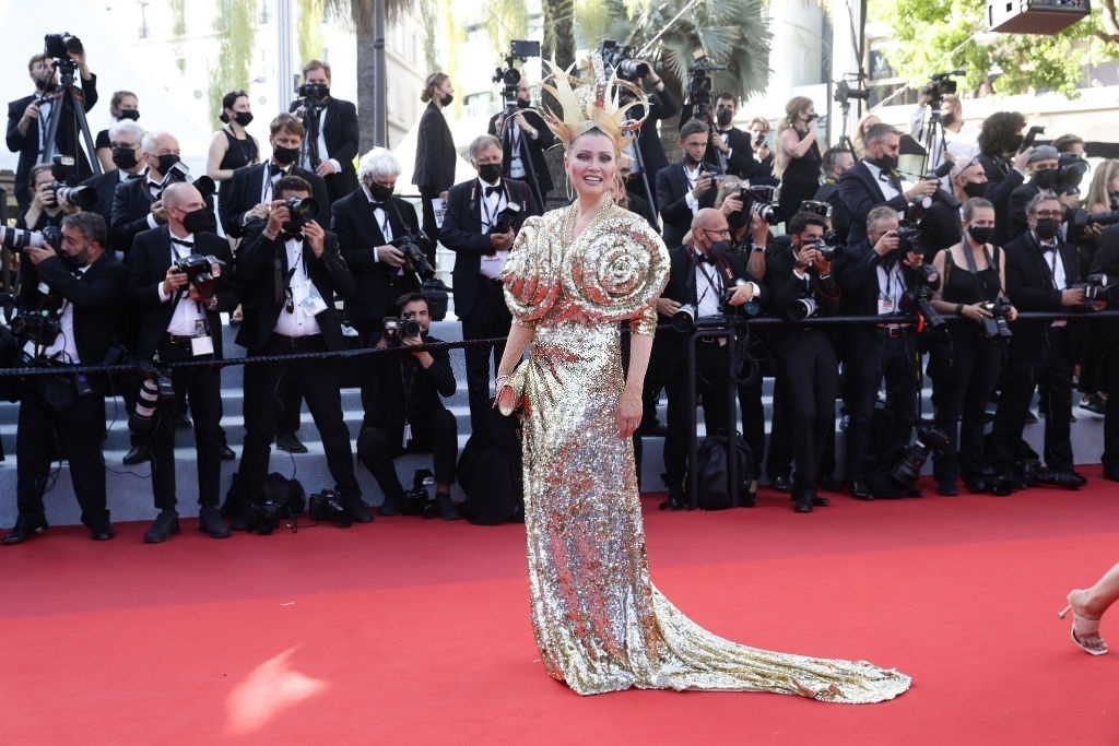 Tham hoa thoi trang tai Lien hoa phim Cannes 2021 anh 1