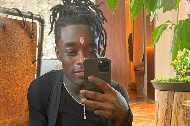 Tho kim hoan nghi gi ve viec dinh kim cuong len tran? hinh anh