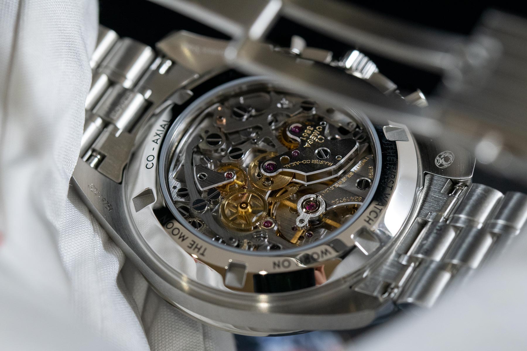 ty phu Jeff Bezos deo dong ho gi khi len vu tru anh 5