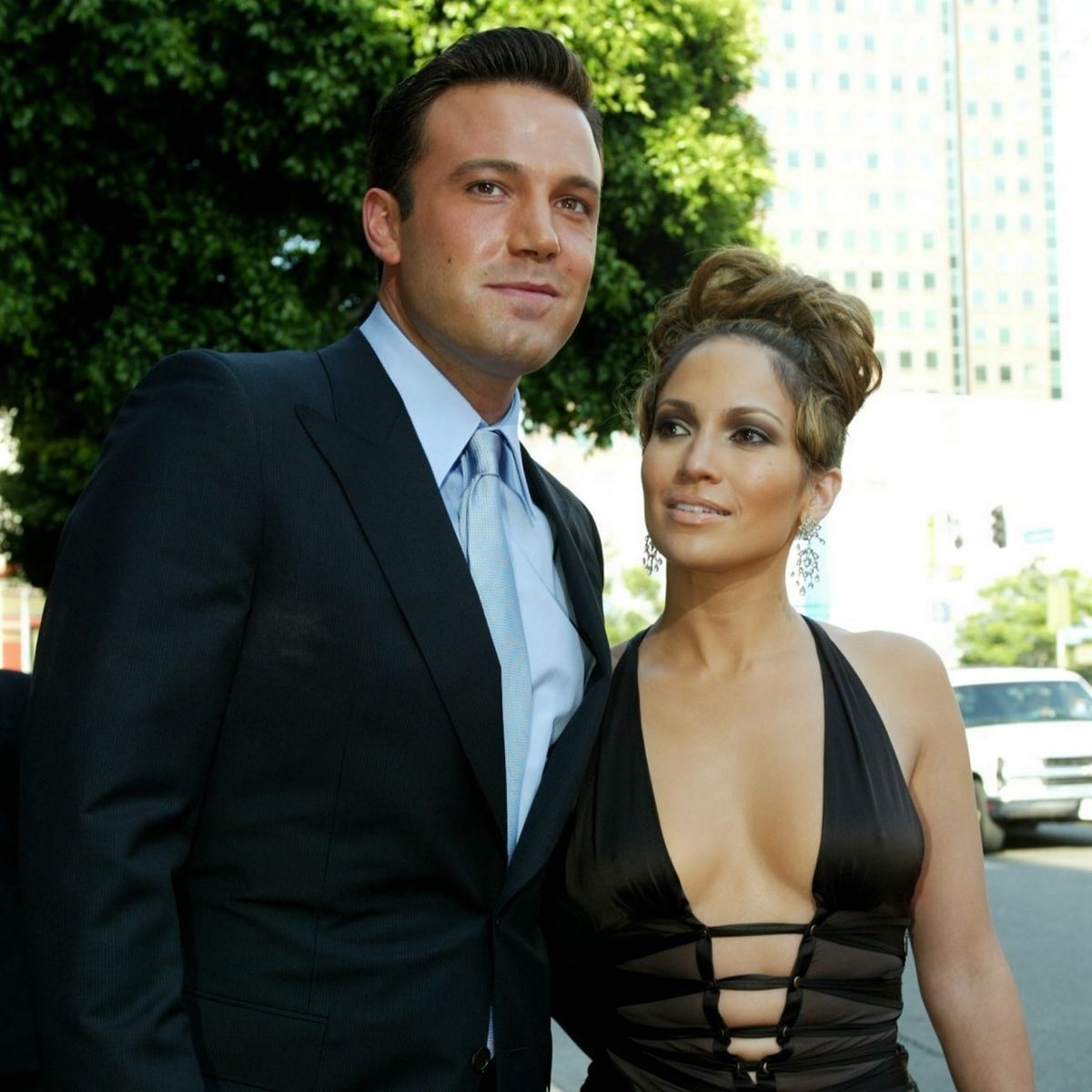 nghệ sĩ nào đeo nhẫn đính hôn đắt nhất ảnh 1 nghe si nao deo nhan dinh hon dat nhat anh 1