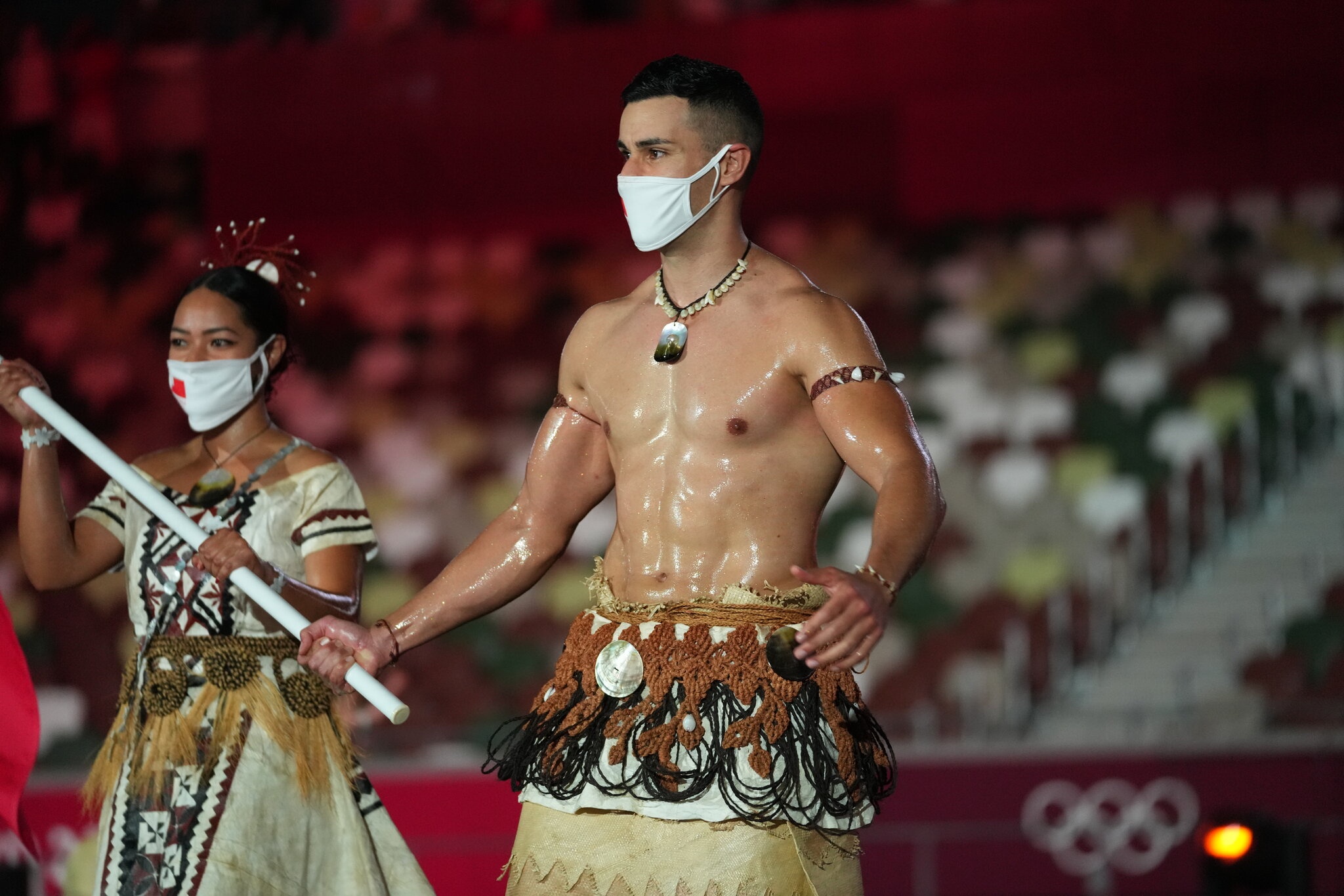 van dong vien coi tran o Olympic Tokyo anh 1