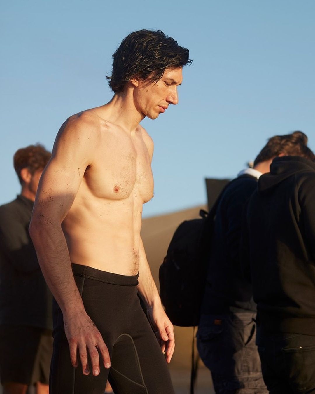 co bung 6 mui cua Adam Driver anh 3