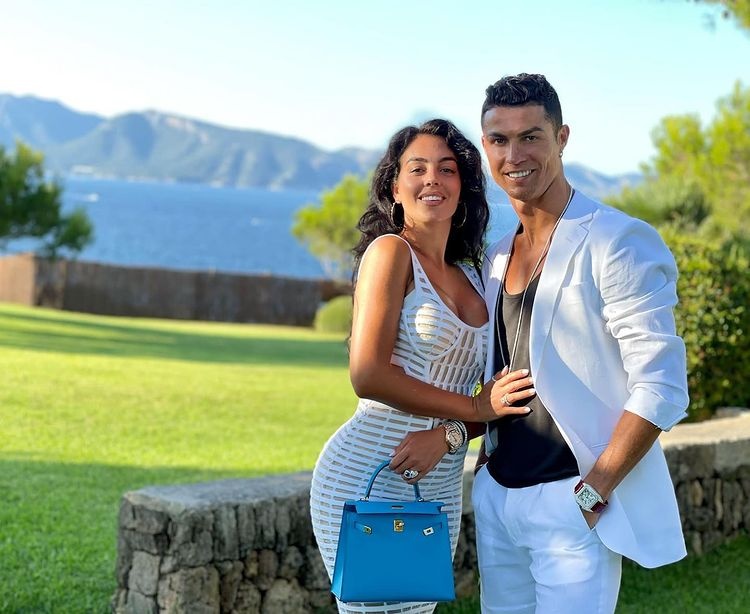 Georgina Rodriguez mặc gợi cảm ảnh 6 Georgina Rodriguez mac goi cam anh 6