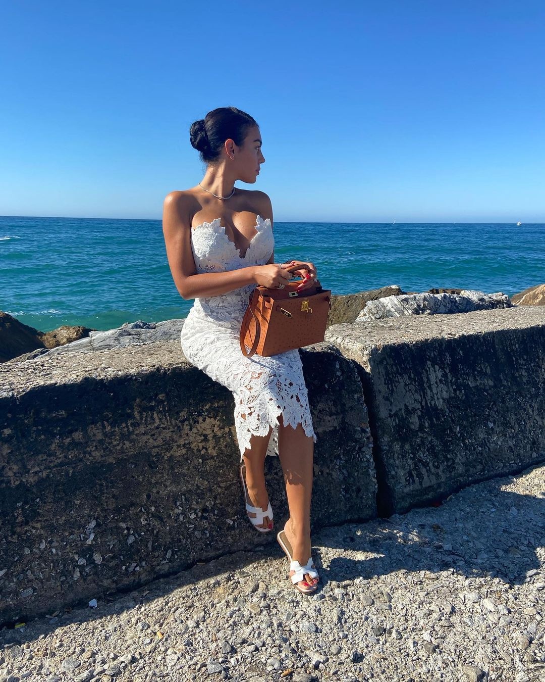 Georgina Rodriguez mặc gợi cảm ảnh 3 Georgina Rodriguez mac goi cam anh 3