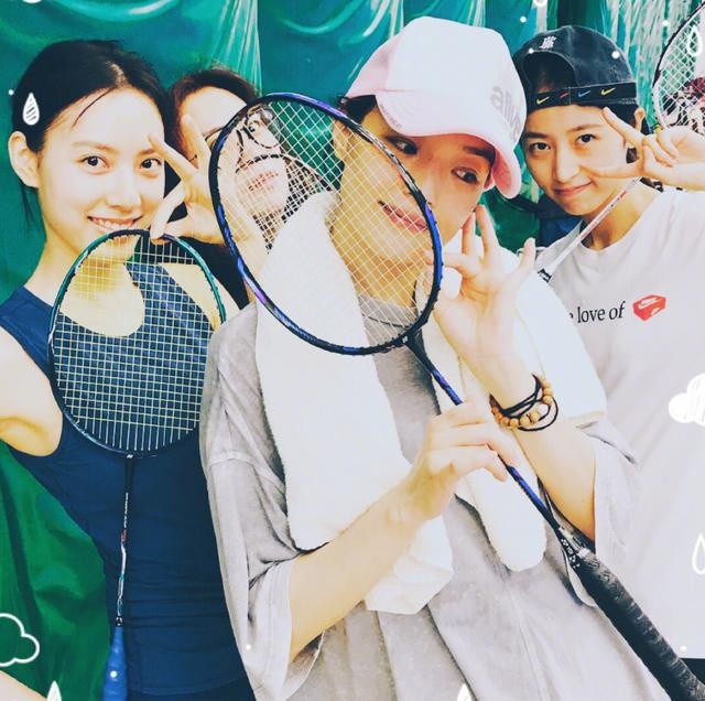 vóc dáng của thư kỳ ở tuổi 45 ảnh 3 voc dang cua thu ky o tuoi 45 anh 3