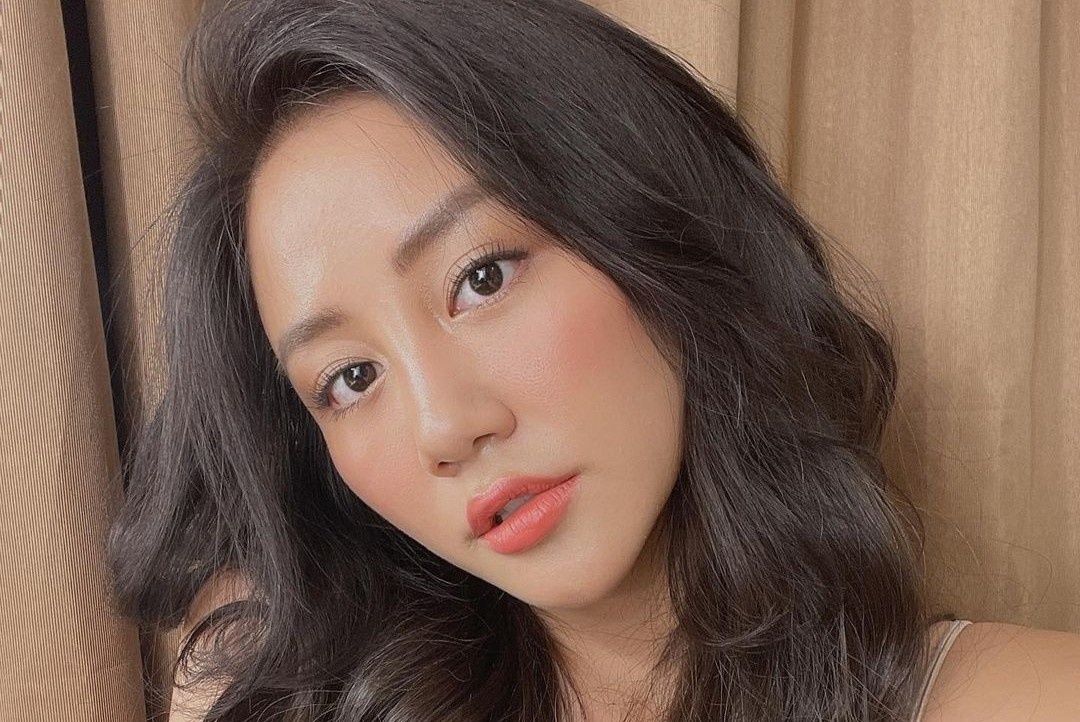 Van Mai Huong duong da cang bong voi 12 buoc hinh anh