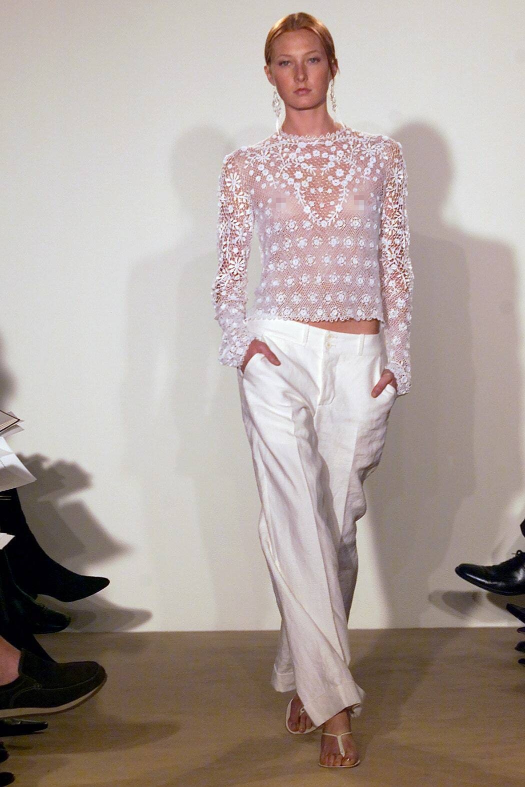 nguoi mau mac gi len san dien 20 nam truoc anh 8