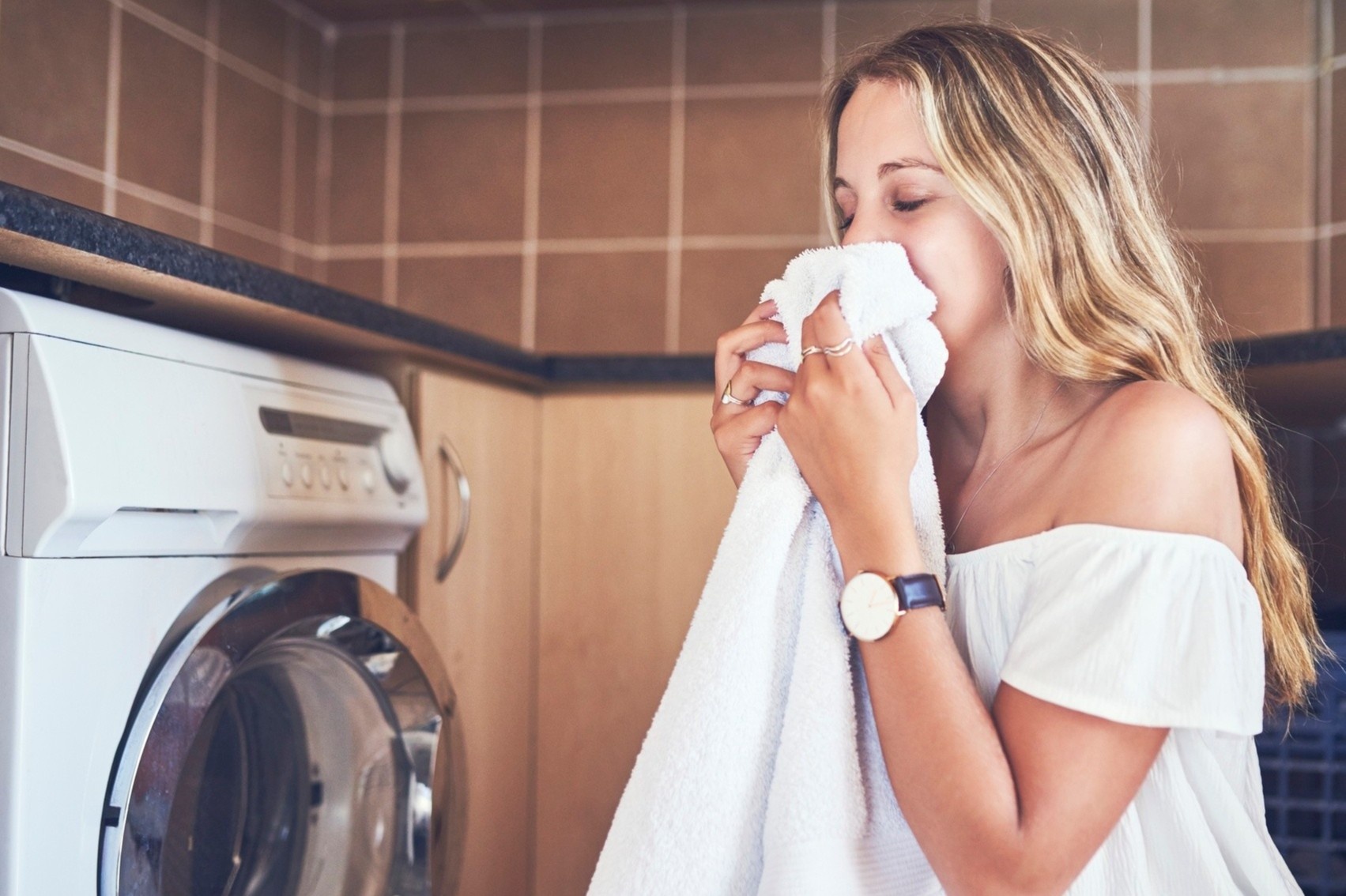 Sai lam khi giat quan ao voi may giat hinh anh