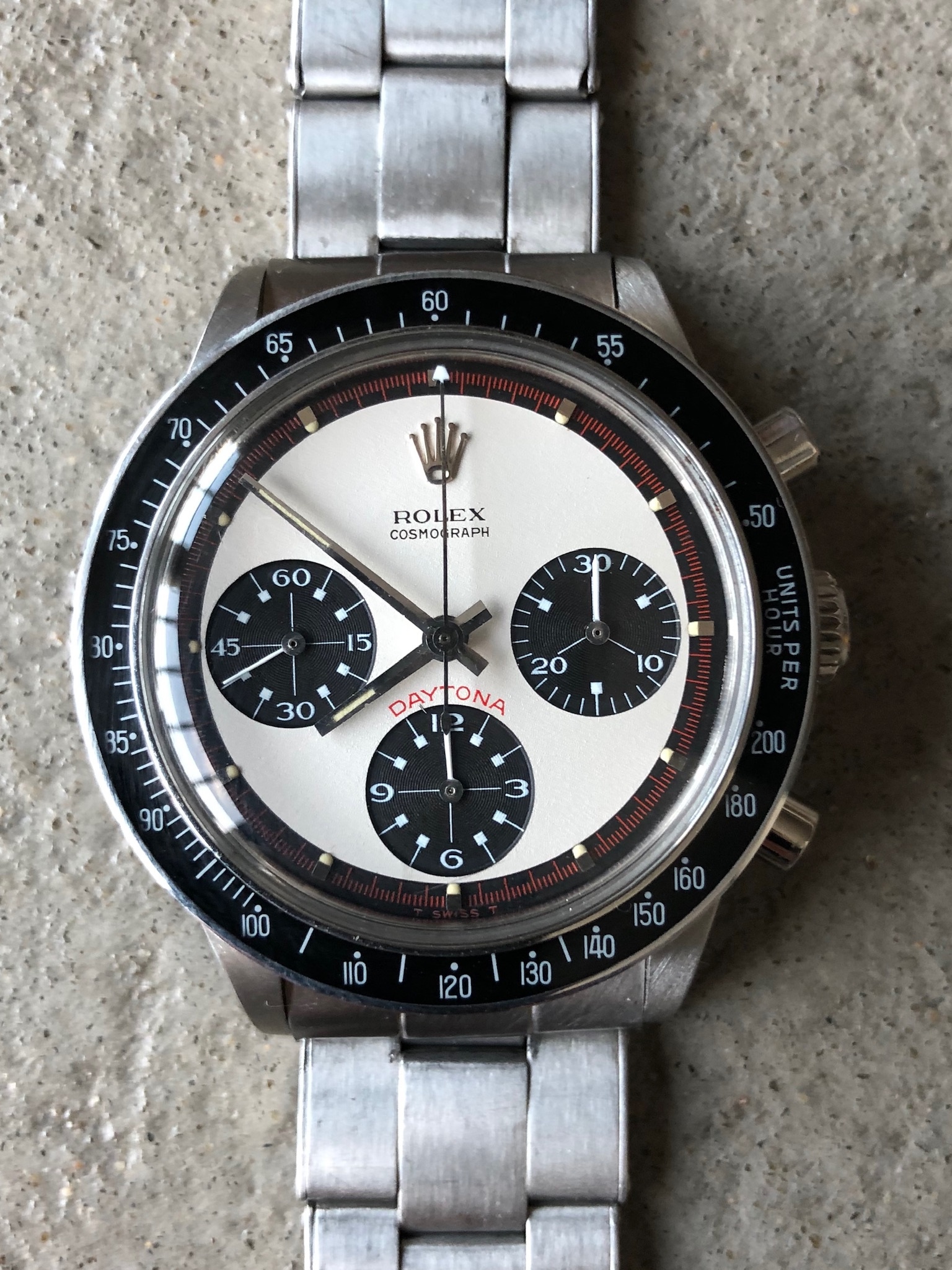 Daniel Craig suu tam dong ho dat tien anh 4