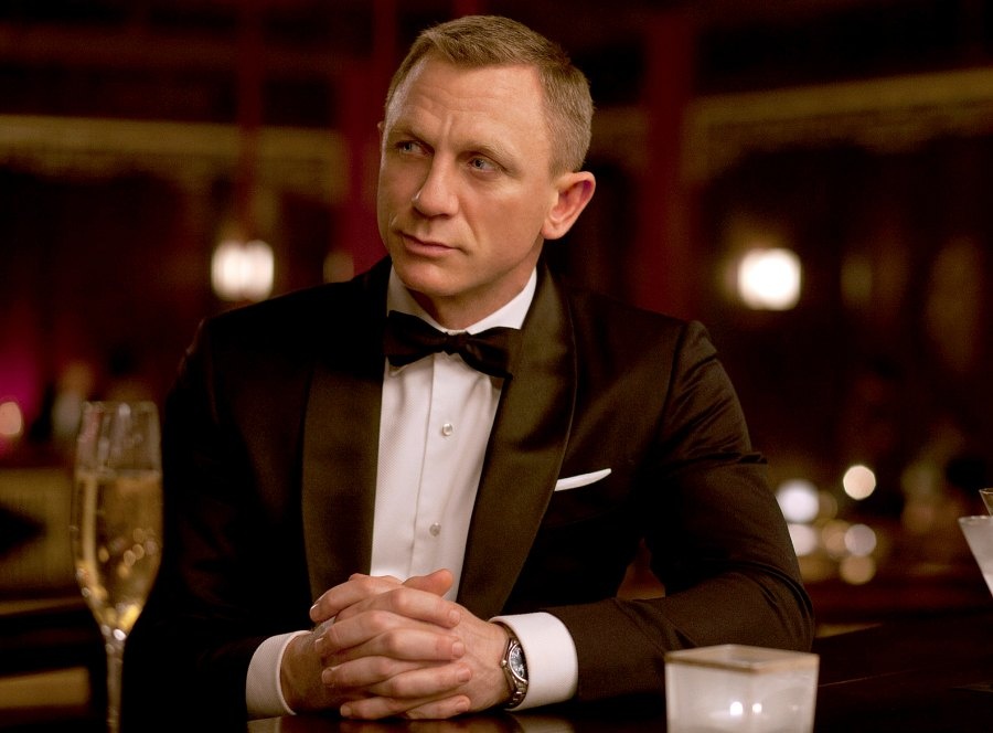 Daniel Craig suu tam dong ho dat tien anh 1