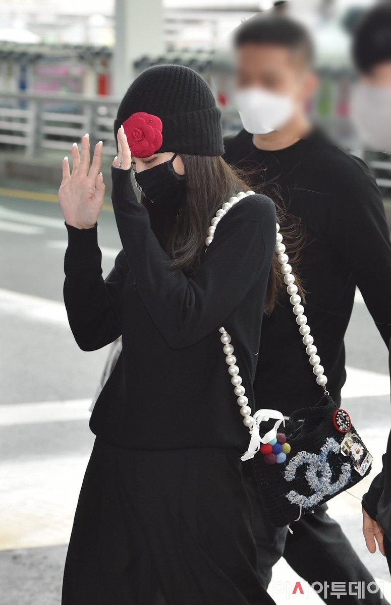 lisa sang Phap anh 12