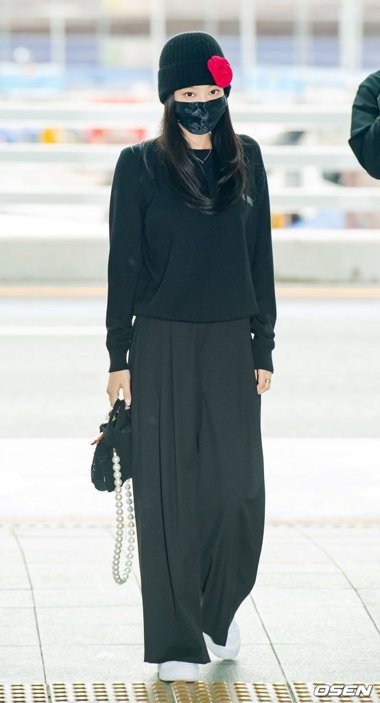 lisa sang Phap anh 10