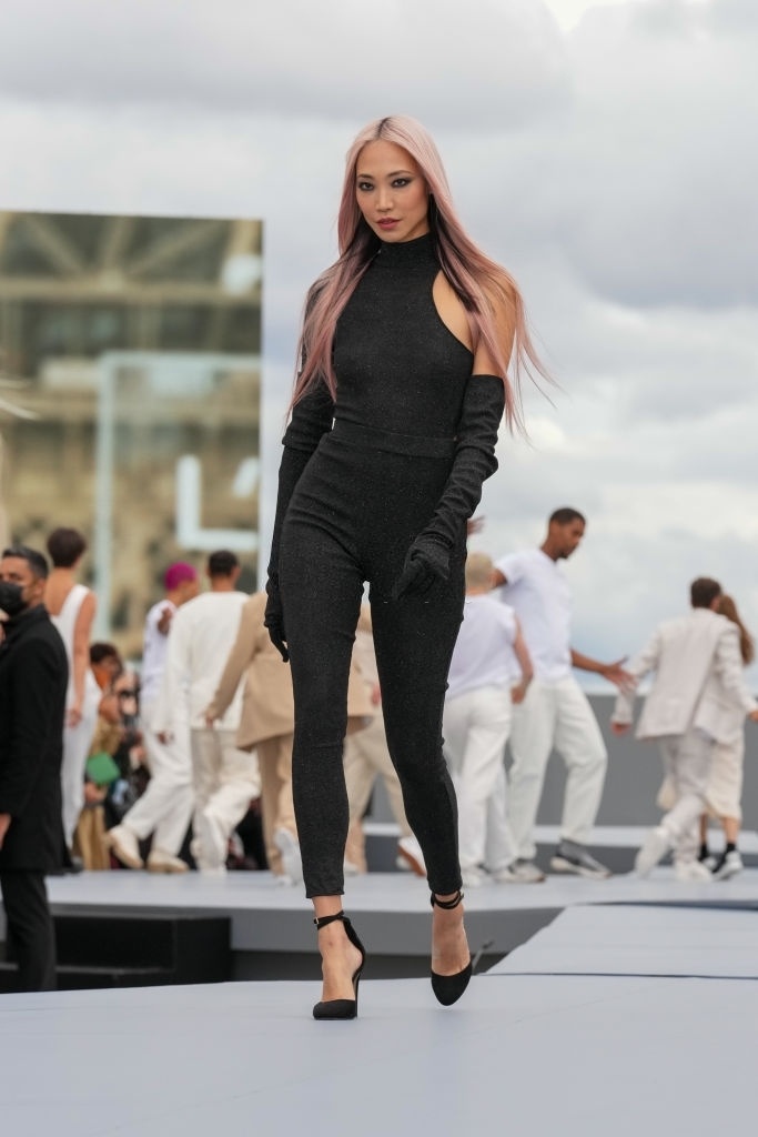 Amber Heard,  Camila Cabello do dang anh 9