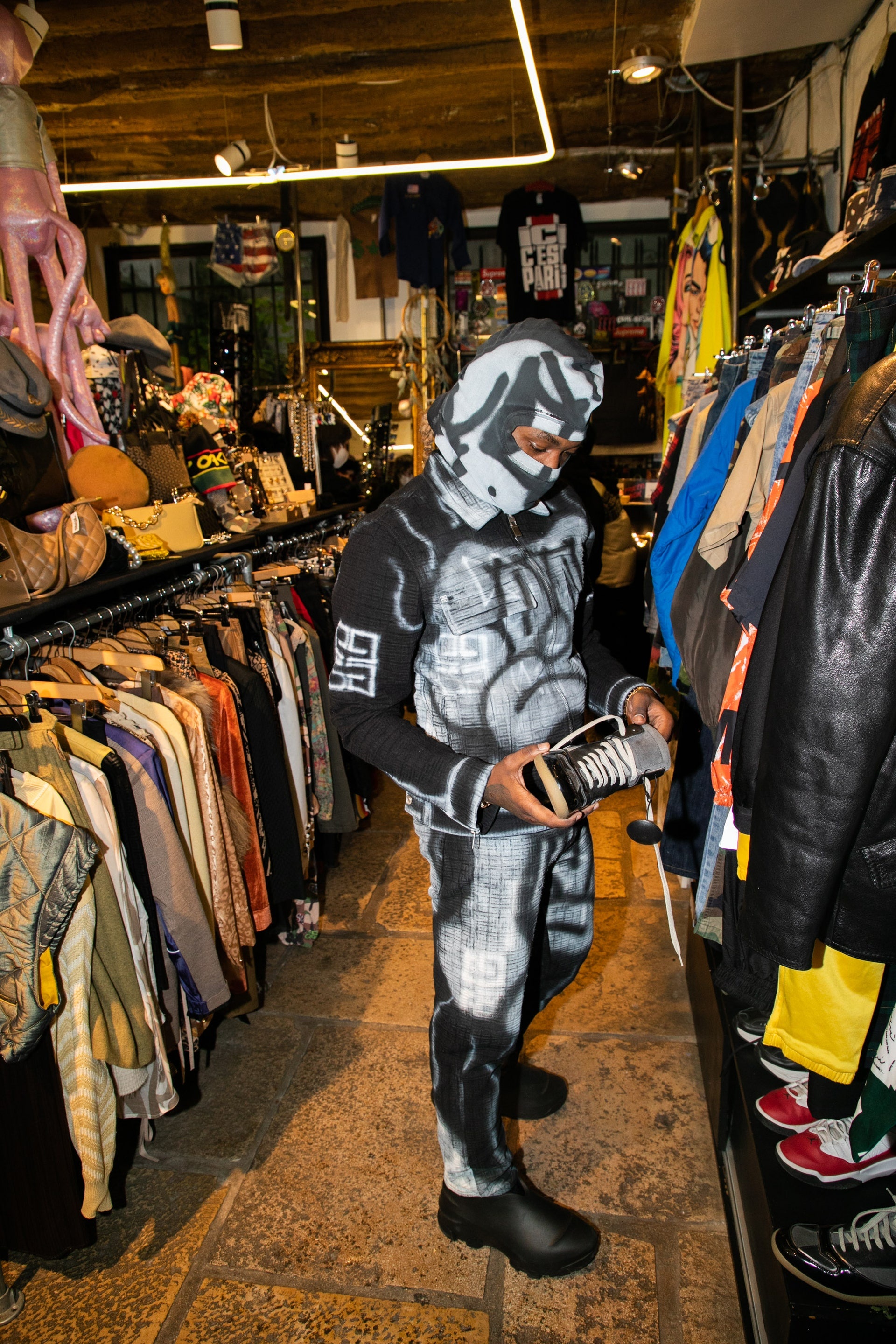 rapper lang xe xu huong che kin mat anh 2