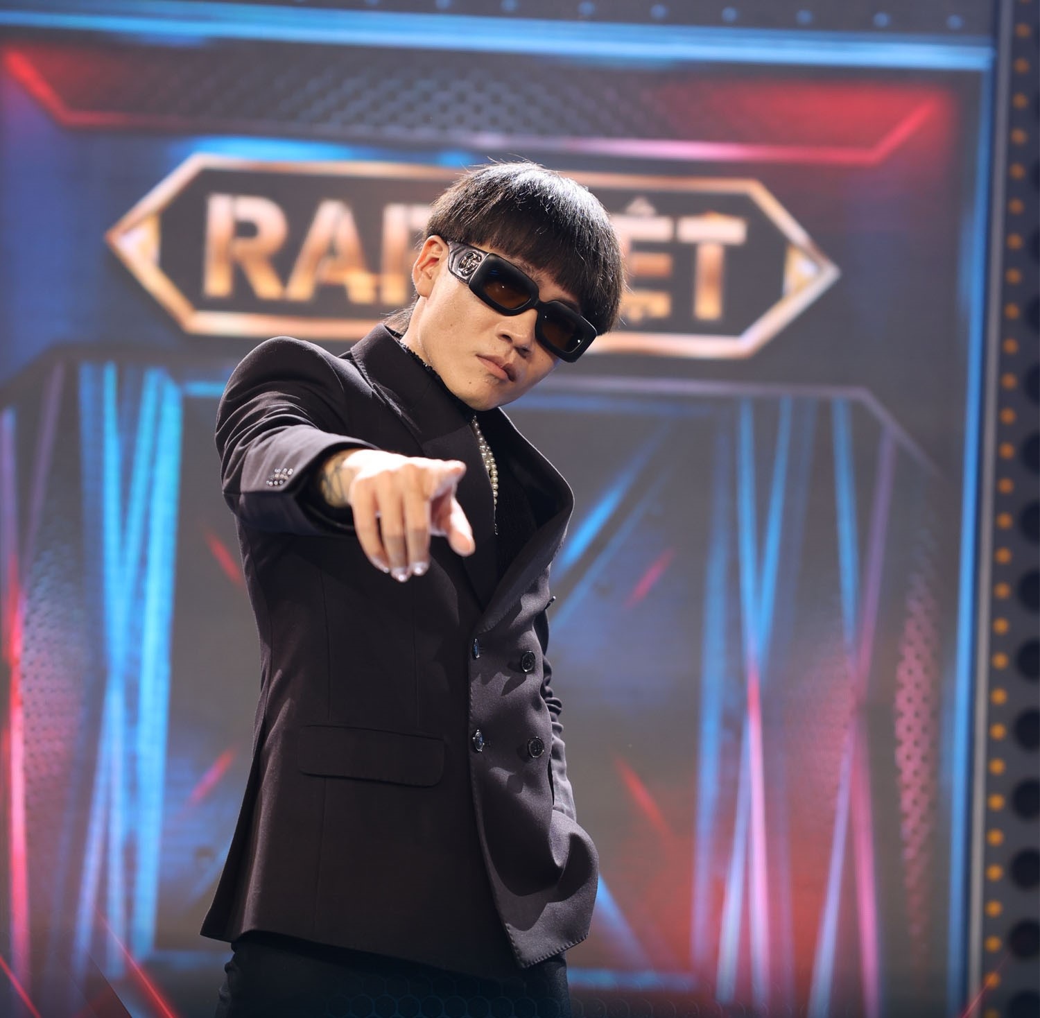 ý nghĩa trang phục của dàn huấn luyện viên ảnh 2 y nghia trang phuc cua dan huan luyen vien anh 2