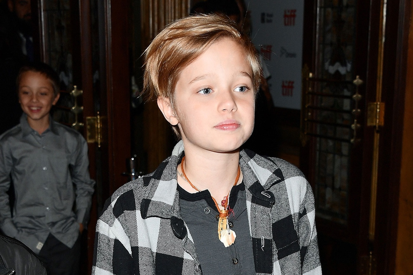 Su lot xac tren tham do cua con gai Angelina Jolie anh 11