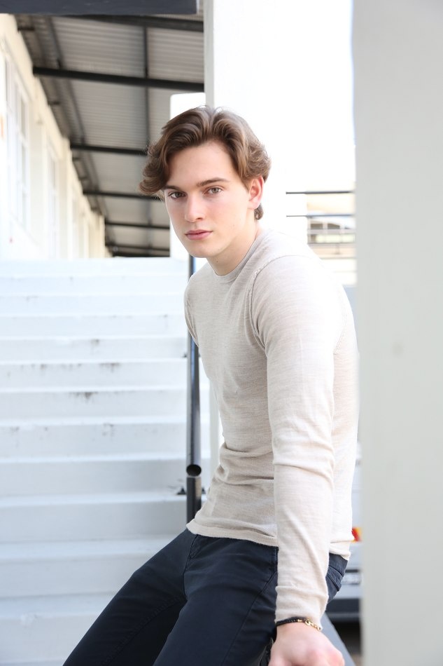 Tro thanh nguoi mau sau khi dat chi gai vao le cuoi anh 3