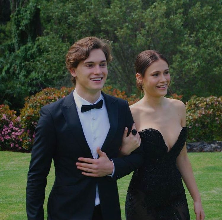 Tro thanh nguoi mau sau khi dat chi gai vao le cuoi anh 5