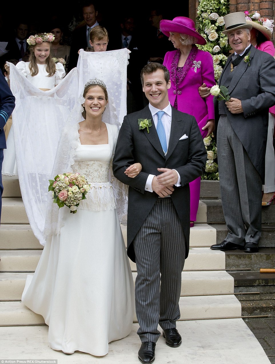 Váy cưới của công chúa Nhật Bản ảnh 5 Vay cuoi cua cong chua Nhat Ban anh 5