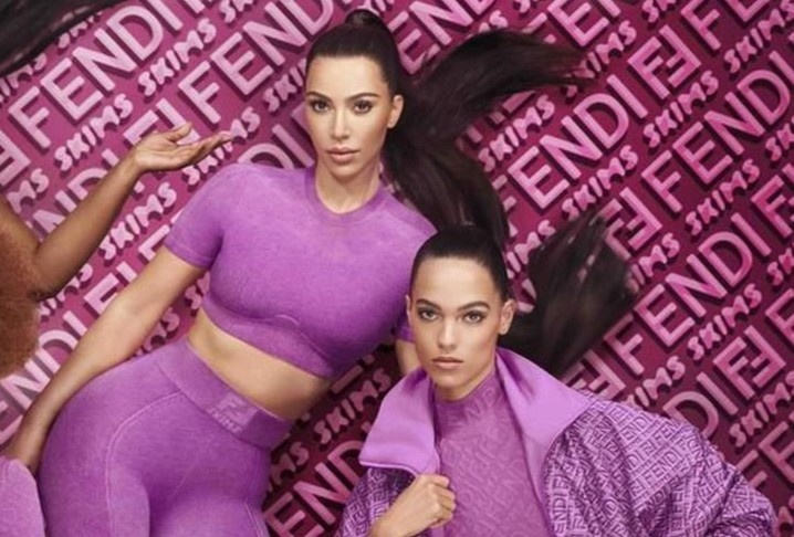 San pham cua Kim Kardashian thu trieu USD moi phut hinh anh