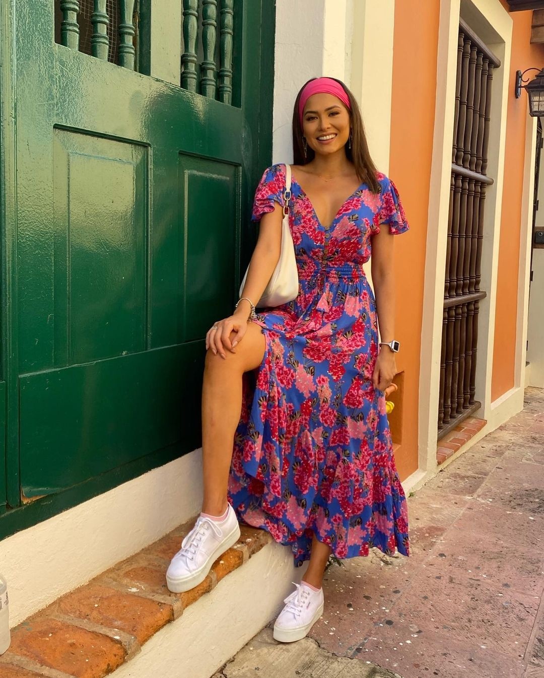 Voc dang cua hoa hau cao 1, 8 m anh 16