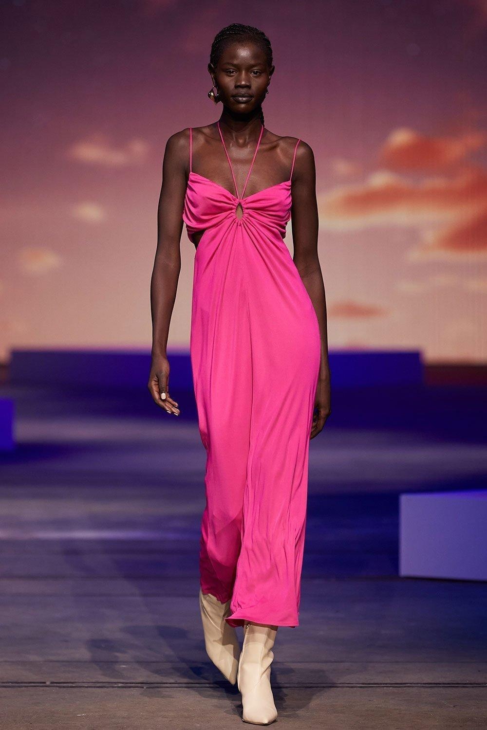 Vay hai day dang thay doi anh 9