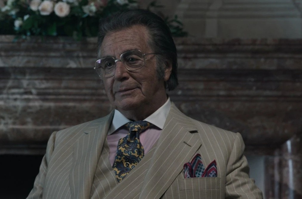 Phia sau bo suit trong phim 'House of Gucci' anh 4