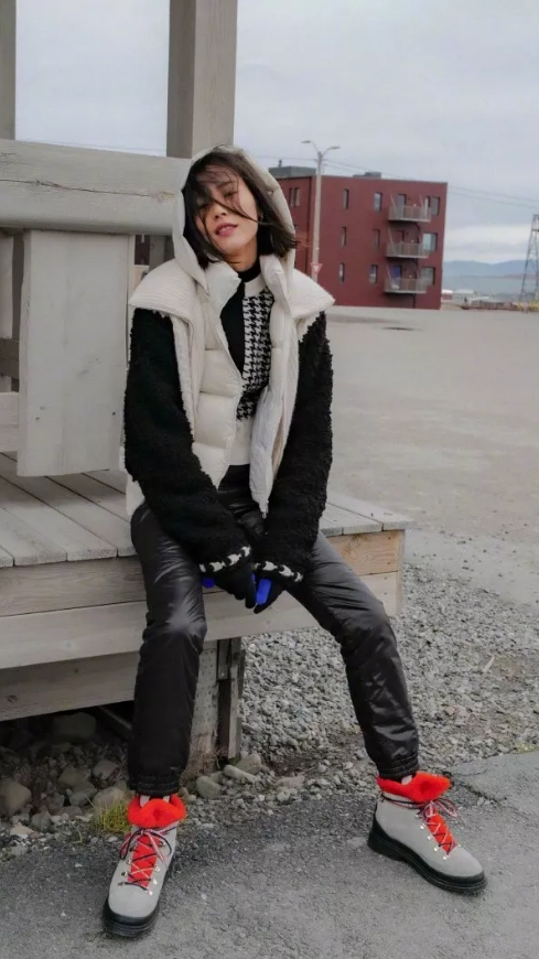 Mau ao phao thinh hanh trong mua dong anh 13