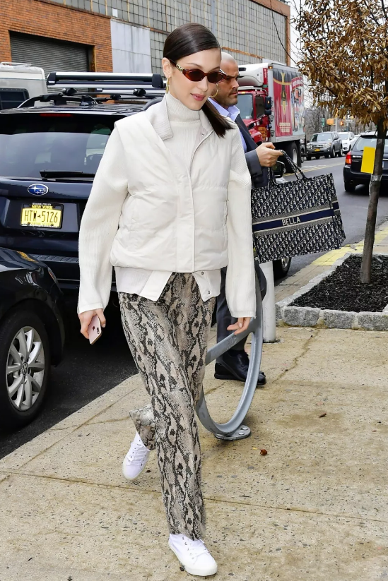 Mau ao phao thinh hanh trong mua dong anh 12