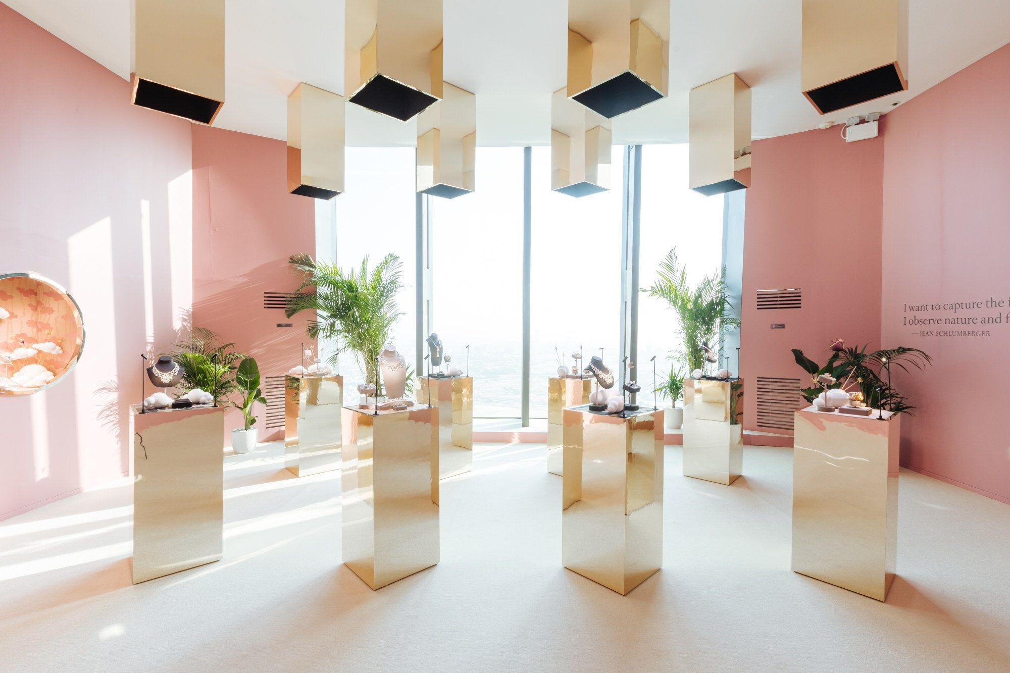 Vung dat cua cac nhan hang xa xi sau dich anh 3