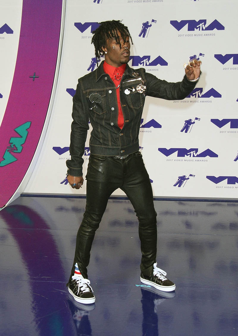 Cơ bắp của lil uzi vert ảnh 1 Co bap cua lil uzi vert anh 1