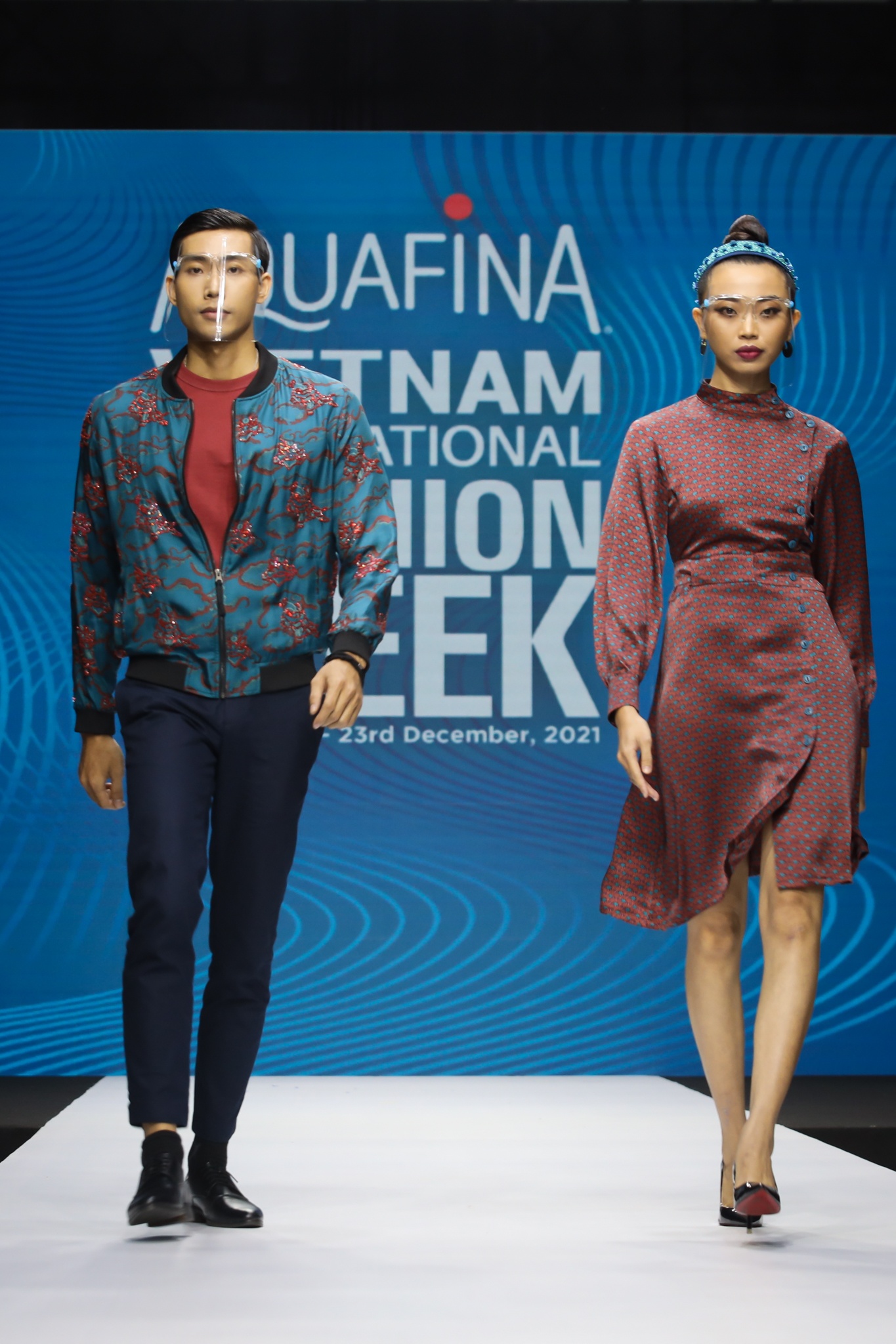 Aquafina Tuần lễ Thời trang Quốc tế Việt Nam 2021 ảnh 18 Aquafina Tuan le Thoi trang Quoc te Viet Nam 2021 anh 18