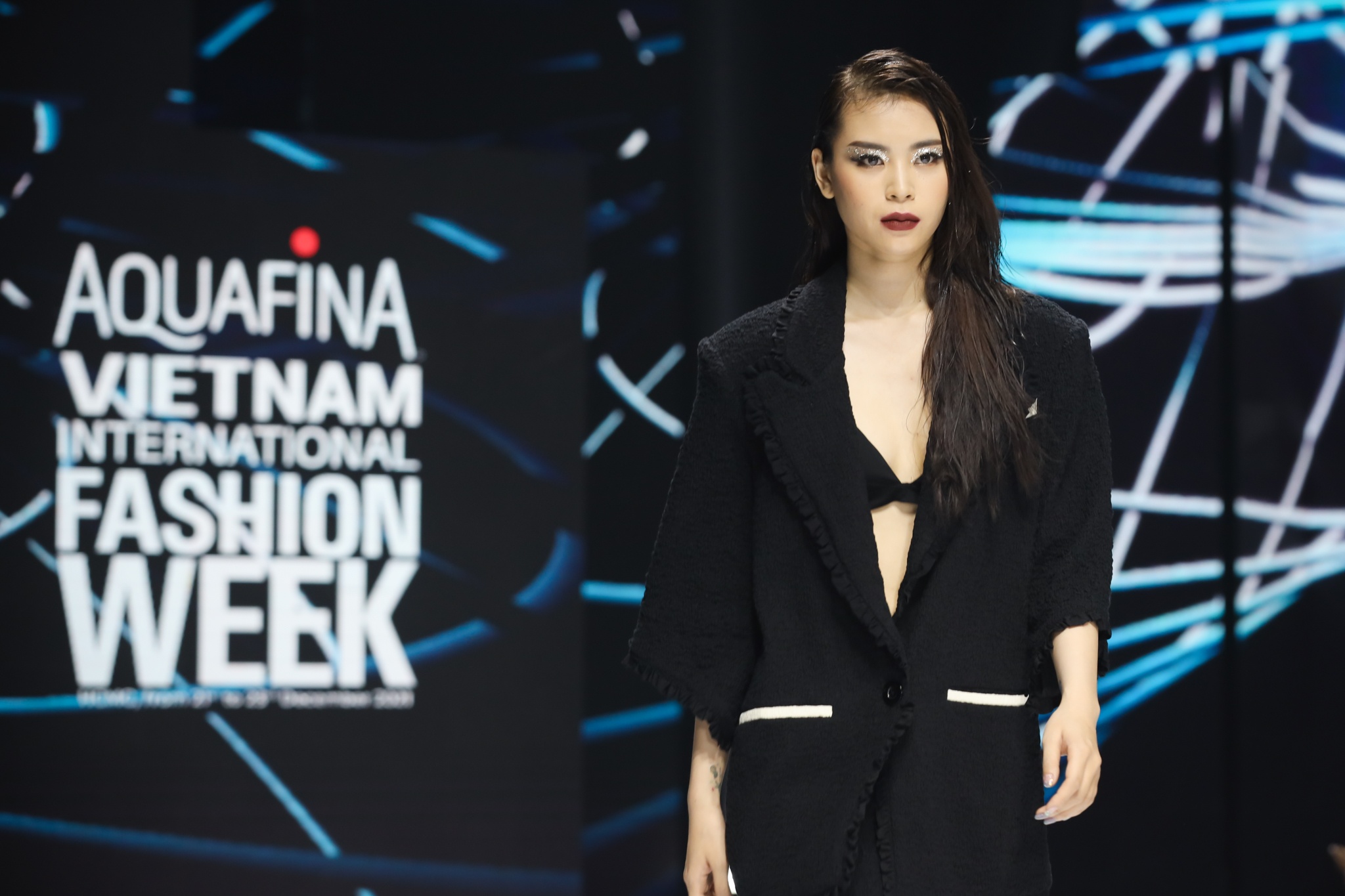 Aquafina Tuan le Thoi trang Quoc te Viet Nam anh 8