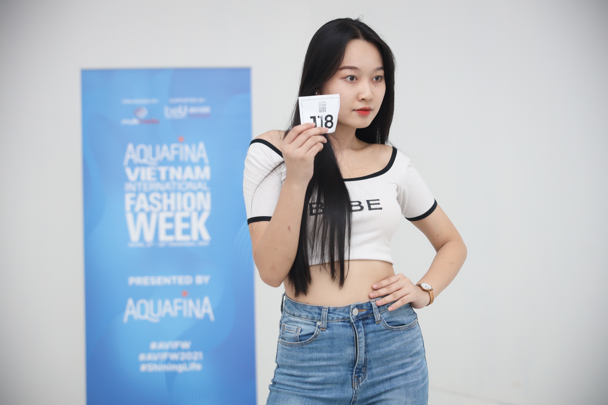 Aquafina Tuần lễ Thời trang Quốc tế Việt Nam ảnh 8 Aquafina Tuan le Thoi trang Quoc te Viet Nam anh 8
