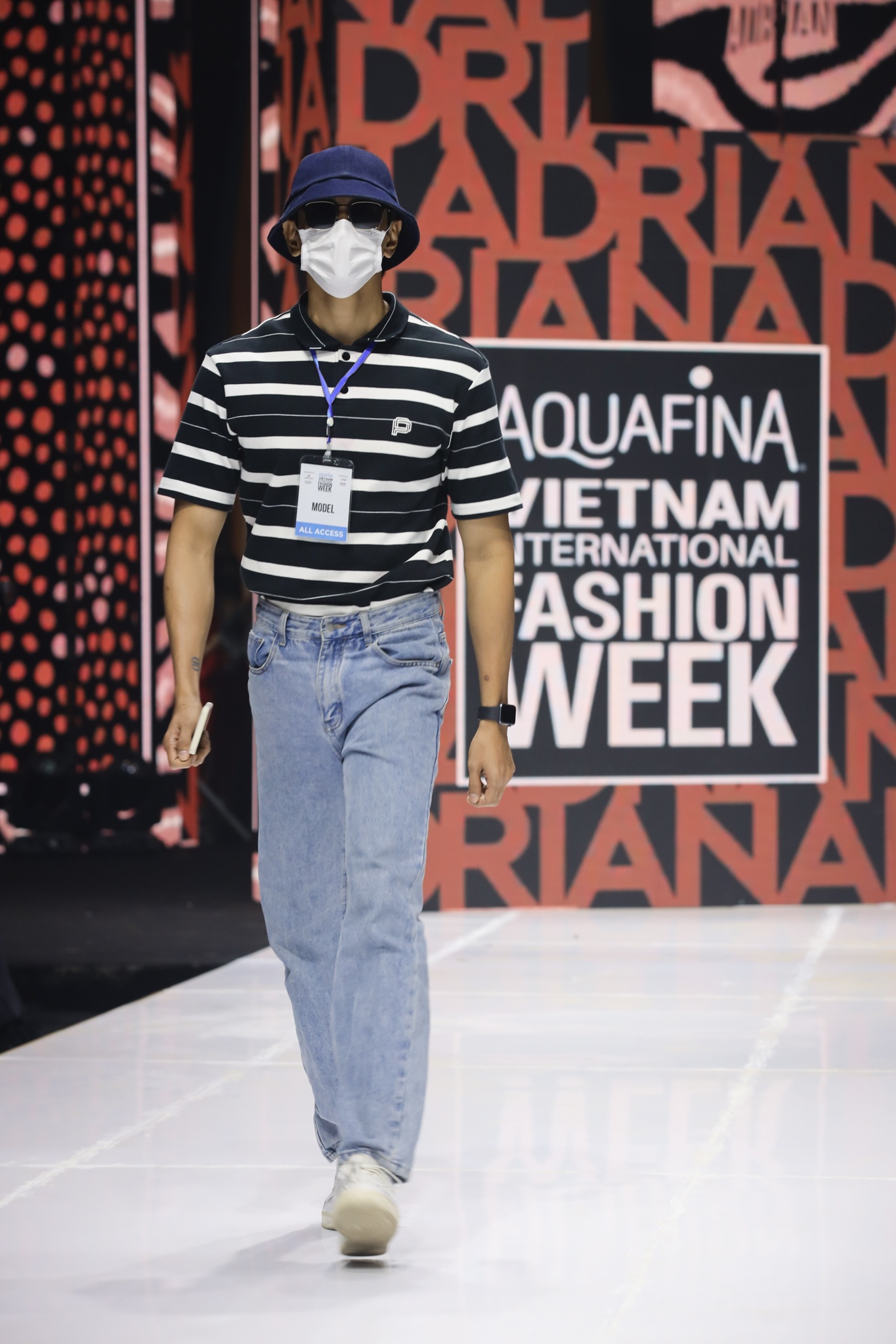 Aquafina Tuần lễ Thời trang Quốc tế Việt Nam ảnh 8 Aquafina Tuan le Thoi trang Quoc te Viet Nam anh 8