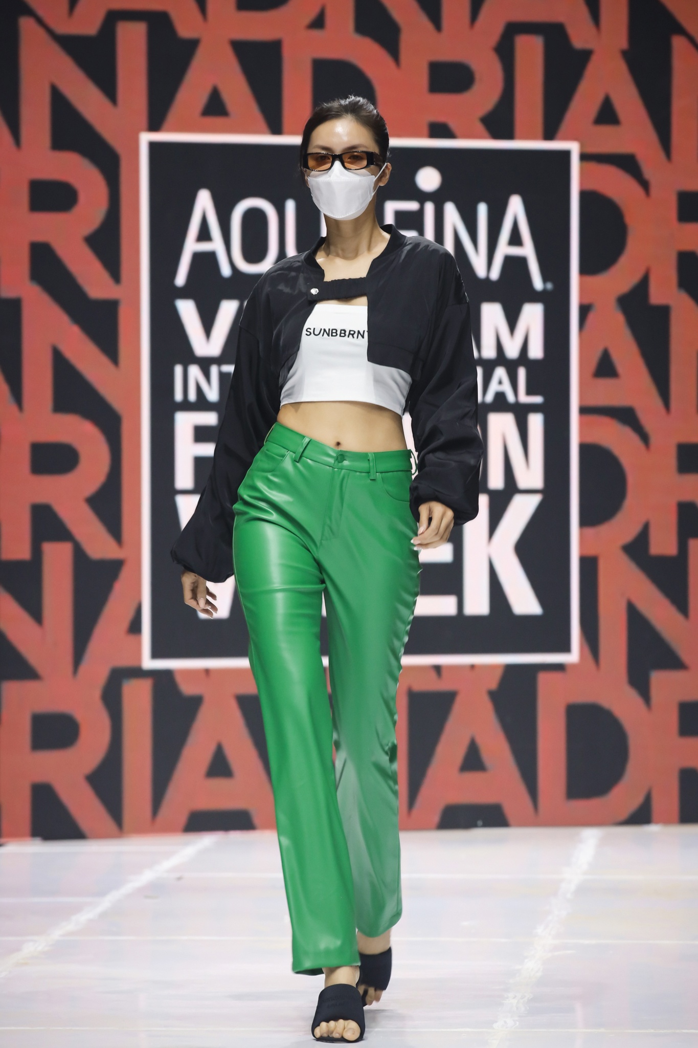 Aquafina Tuan le Thoi trang Quoc te Viet Nam anh 5