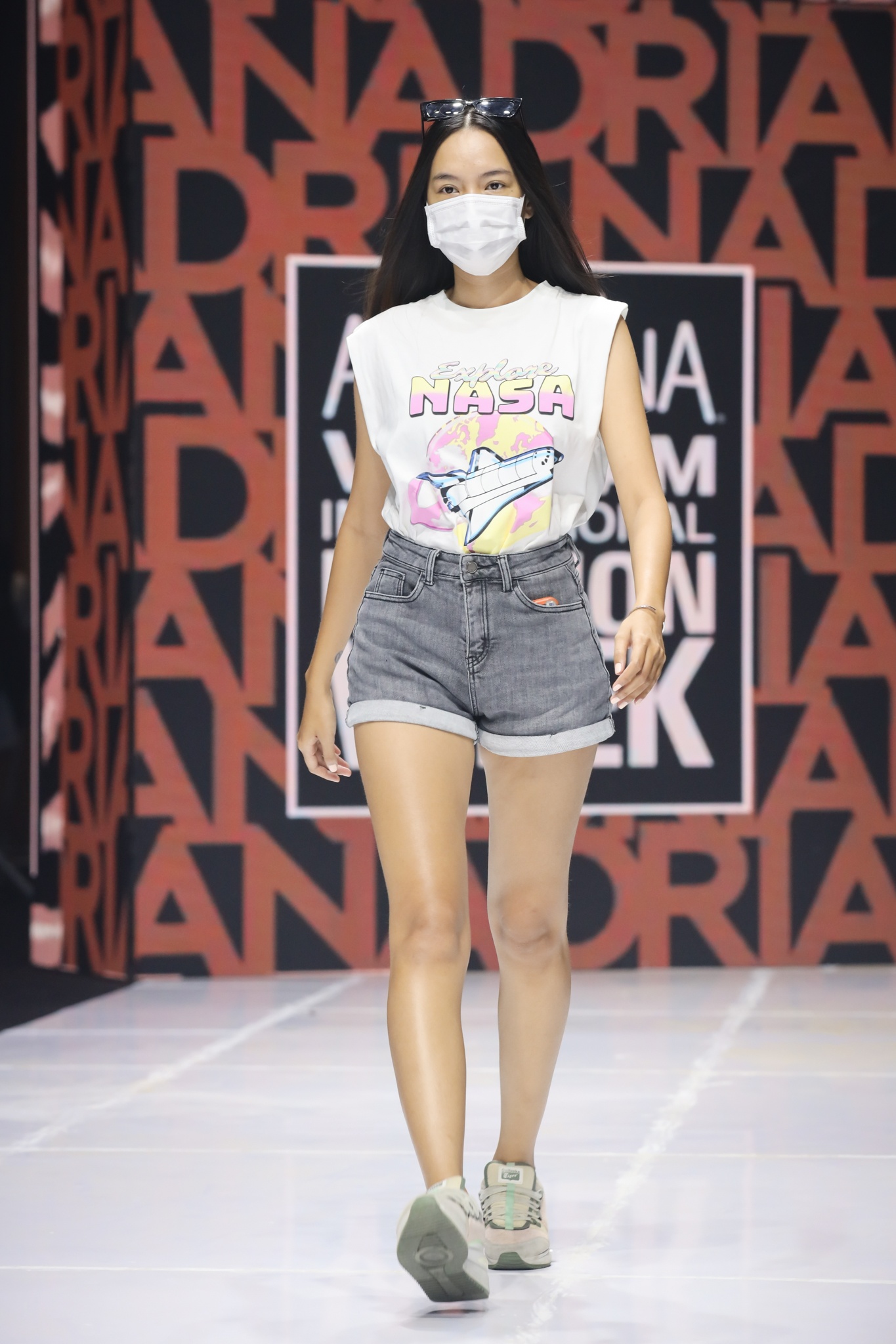 Aquafina Tuần lễ Thời trang Quốc tế Việt Nam ảnh 10 Aquafina Tuan le Thoi trang Quoc te Viet Nam anh 10