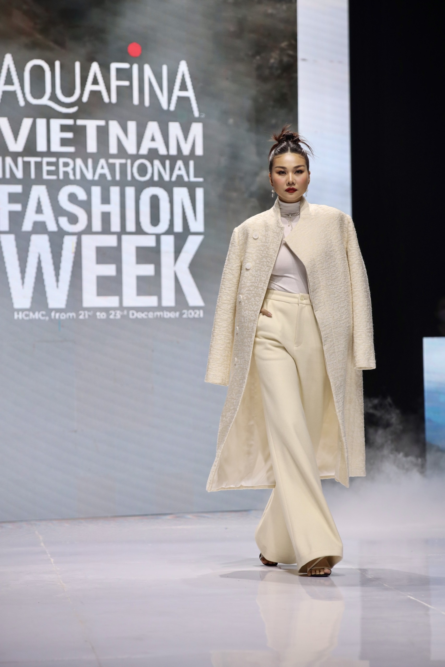 Aquafina Tuan le Thoi trang Quoc te Viet Nam anh 2