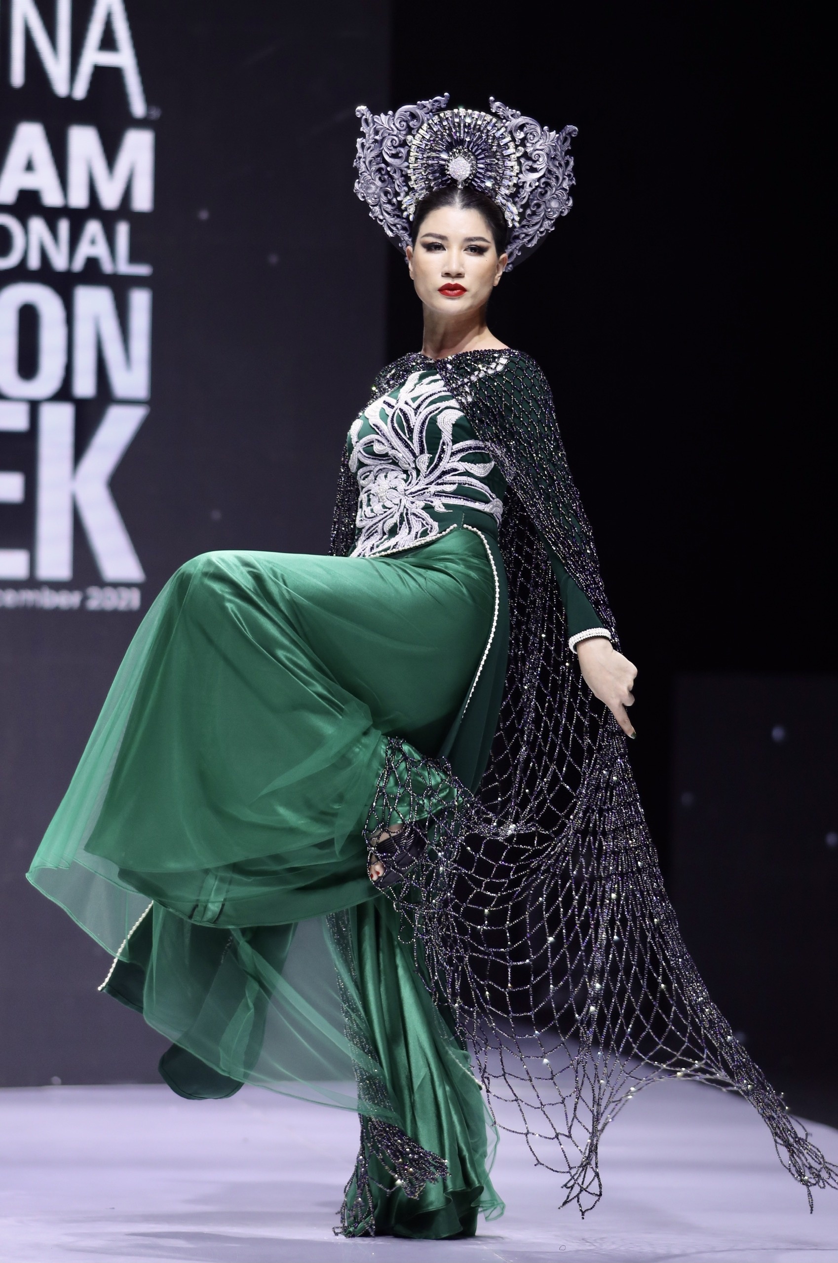 Aquafina Tuần lễ Thời trang Quốc tế Việt Nam ảnh 24 Aquafina Tuan le Thoi trang Quoc te Viet Nam anh 24