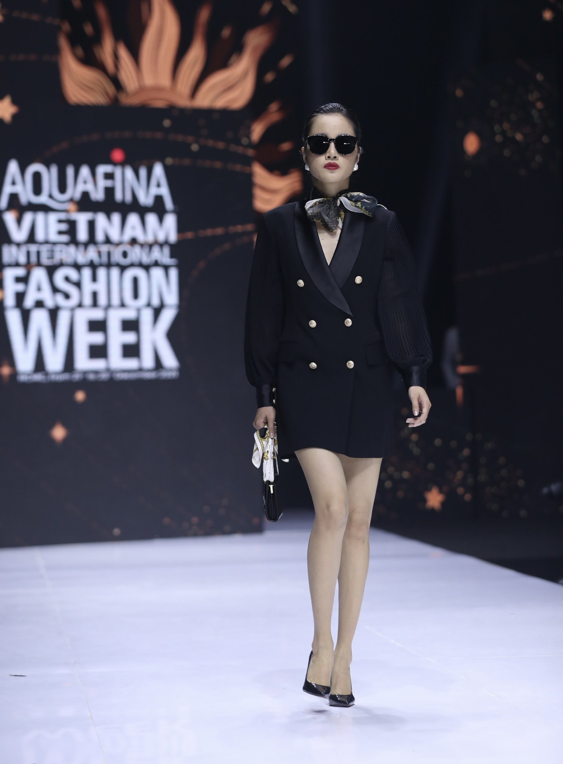 Aquafina Tuần lễ Thời trang Quốc tế Việt Nam ảnh 11 Aquafina Tuan le Thoi trang Quoc te Viet Nam anh 11