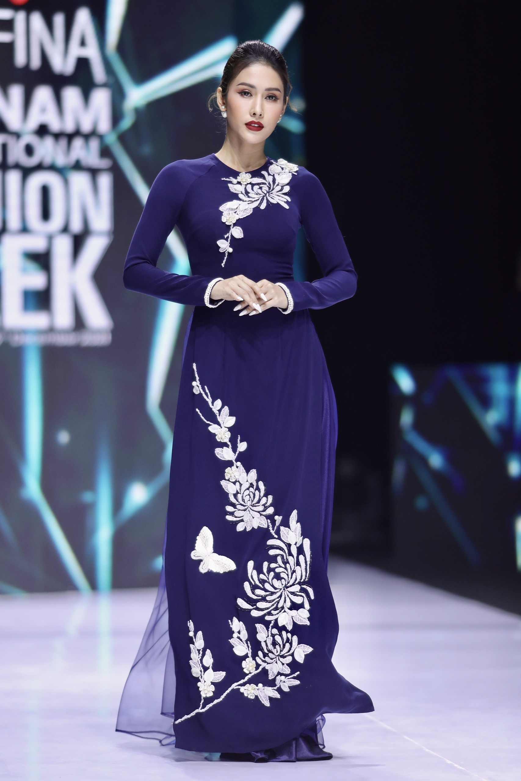 Aquafina Tuần lễ Thời trang Quốc tế Việt Nam ảnh 5 Aquafina Tuan le Thoi trang Quoc te Viet Nam anh 5